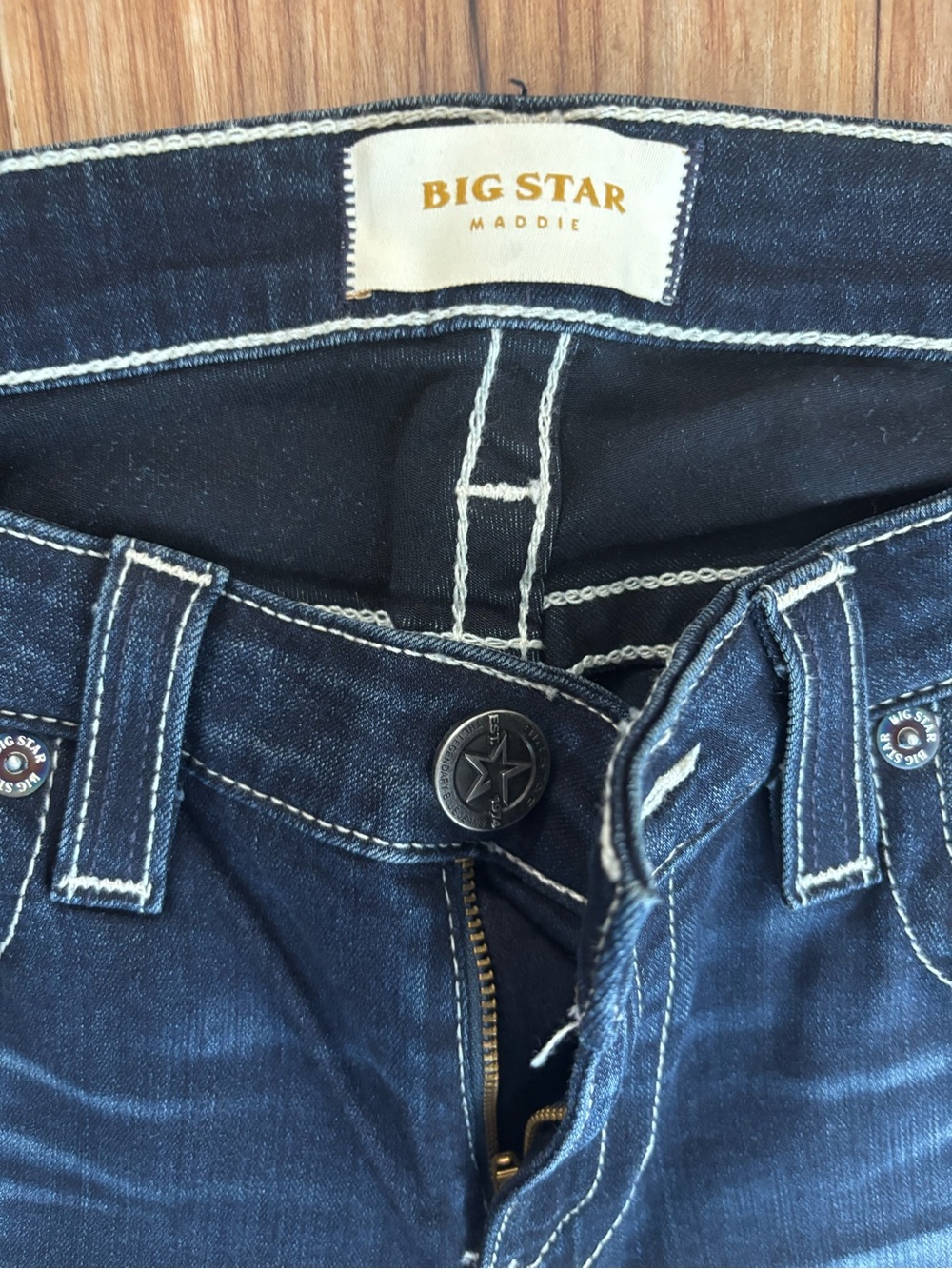 Big Star Dark Blue Slim womens Jeans with Contrast Stitching size 28 - Picture 3 of 4